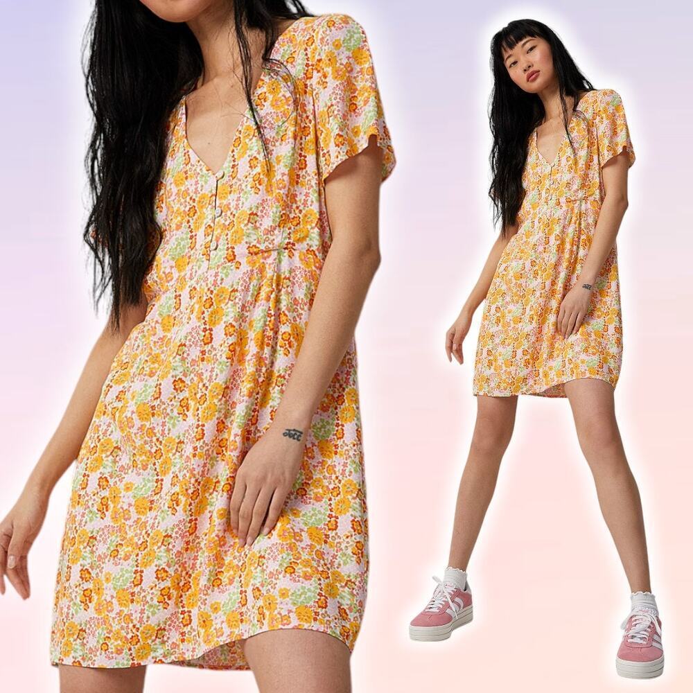NWT TWIK Simons Floral Lightweight Half Buttoned Dress Sz XS